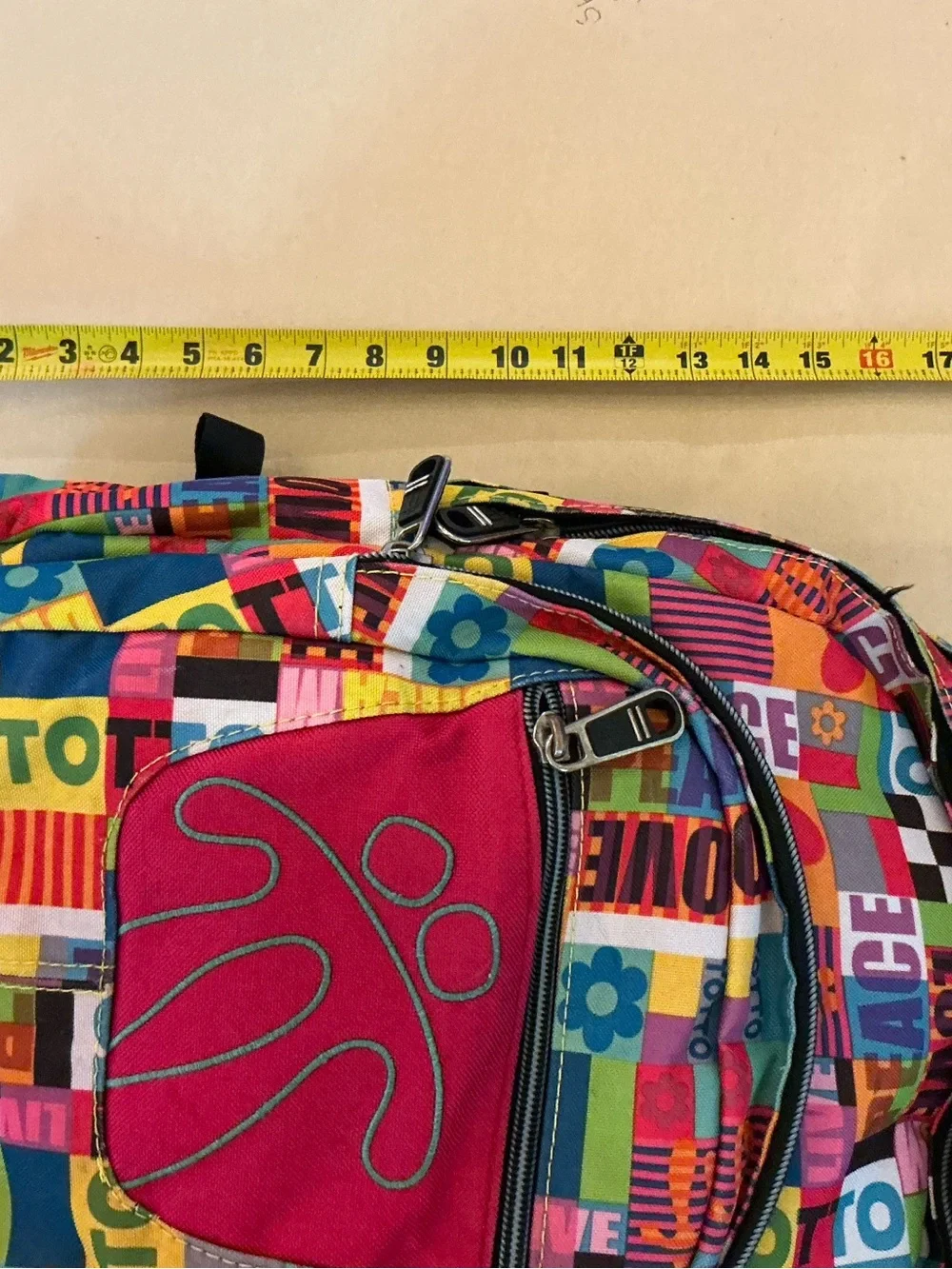 TOTTO Kids Multicolor Pattern Backpack like new
